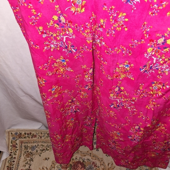 Floral Pink Sleeveless Jumpsuit - Picture 2 of 7